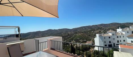 Apartment, 3 Bedrooms, Smoking, Balcony | Balcony