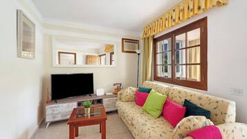 Apartament, 2 dormitoris | Sala d'estar