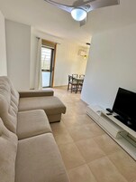 Apartamento, 2 habitaciones | Zona de estar