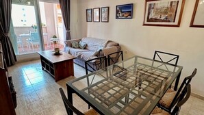 Apartamento, 2 habitaciones, fumadores, terraza | Interior