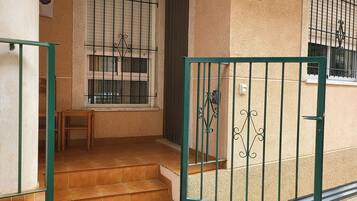 Apartment, 2 Bedrooms, Balcony | Exterior detail