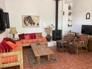Maison, 3 chambres, accessible aux personnes à mobilité réduite, fumeur | Coin séjour