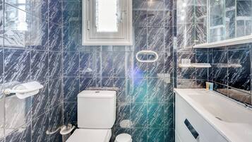 Apartament, 2 dormitoris | Bany