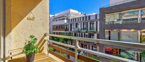 Apartment, 2 Bedrooms, Balcony | Balcony