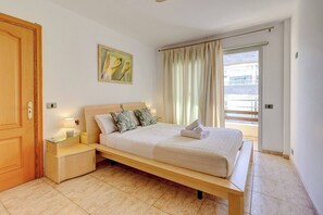 Apartamento, 2 quartos, sacada | 2 quartos