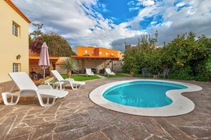 Apartment, 3 Bedrooms, Balcony, Mountain View | Pool | Outdoor pool - Beautiful Arianny House With Pool (Arona)