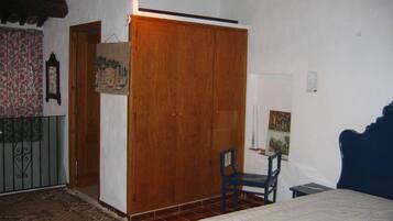 Apartment, 4 Bedrooms | 4 bedrooms