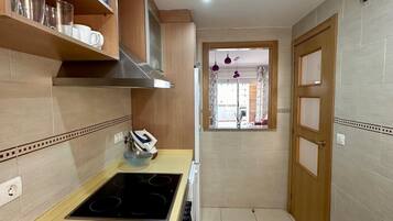 Apartment, 2 Bedrooms, Smoking, Terrace | Private kitchen