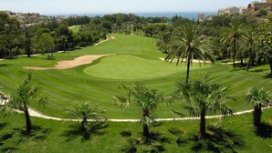 Unclassified image, 2 of 32, button - Apartment 2 Mins From Beach La Cala de Mijas, With Pool and Airconditioner (Mijas)