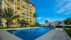 Unclassified image, 3 of 32, button - Apartment 2 Mins From Beach La Cala de Mijas, With Pool and Airconditioner (Mijas)