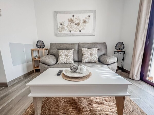 Apartment, 2 Bedrooms, Smoking, Terrace | Lounge