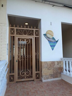Apartment, 1 Bedroom, Ocean View | Exterior detail