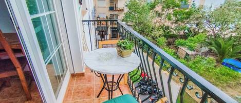 Apartment, 3 Bedrooms, Smoking, Balcony | Terrace/patio