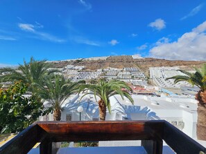 House, 2 Bedrooms, Smoking, Balcony