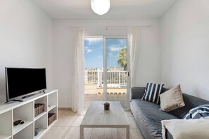 Apartment, 1 Bedroom, Balcony, Garden View | Room amenity