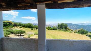 House, 4 Bedrooms, Balcony, Garden View | Exterior