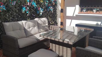 Villa, 3 habitaciones, fumadores, balcón | Zona de estar