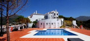Villa, 3 Schlafzimmer, Raucher, Balkon | Pool