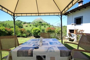 Huis, 2 slaapkamers, roken, terras | Barbecue/picknickplaats