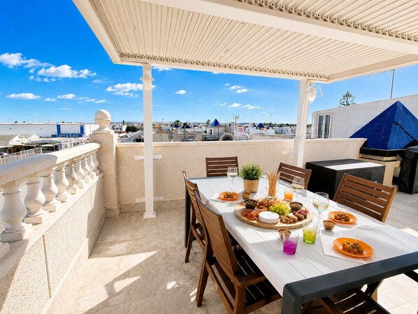 Apartment, 1 Bedroom, Terrace, City View | Balcony