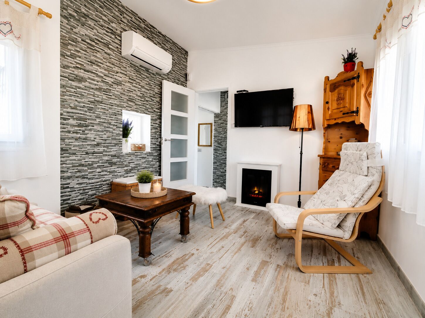 Apartamento, 1 habitación, terraza, vistas a la ciudad | Sala de estar