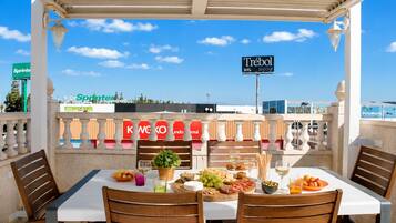 Apartment, 1 Bedroom, Terrace, City View | Balcony