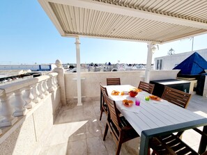 Apartment, 1 Bedroom, Terrace, City View | Outdoor dining