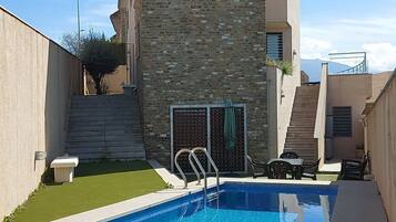 House, 4 Bedrooms, Private Pool, Garden View | Pool | Outdoor pool