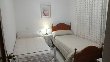 Shared Dormitory, 1 Bedroom, Private Pool, Garden View | 1 bedroom, soundproofing