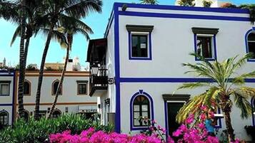 Apartment, 2 Bedrooms, Terrace, Mountain View | Exterior