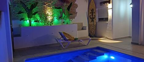 Utomhuspool