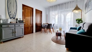 Apartment, 2 Bedrooms, Terrace, Garden View | Dining - Lovely Apartment in Molino Blanco Near the sea Bella Beach (Torrevieja)