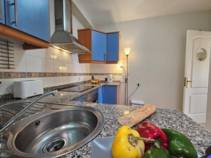 Appartement, 2 chambres, fumeurs, balcon | Intérieur