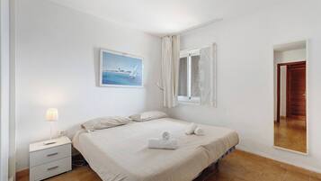 Apartment, 1 Bedroom, Terrace, Ocean View | 1 bedroom