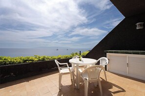 Apartment, 1 Bedroom, Terrace, Ocean View | Balcony