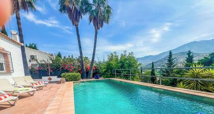 Cd-1383 Three Bedroom Villa With Pool