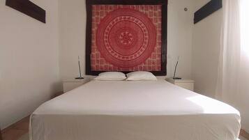 Casa, 4 habitaciones, fumadores, piscina privada | 4 dormitorios