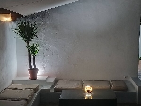 Huis, 4 slaapkamers, roken, privézwembad | Woonkamer