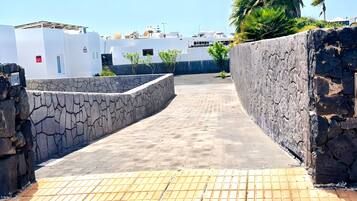 Villa, 2 habitaciones, piscina privada, vistas al jardín | Entrada al alojamiento