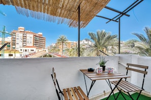 Apartamento, 2 quartos, para fumantes, sacada | Sacada