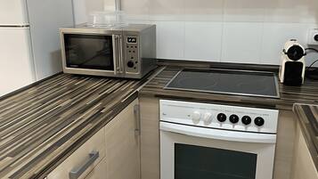 Apartament, 2 dormitoris, accessible, fumadors | Cuina privada
