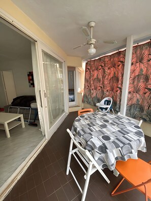 Apartment, 2 Bedrooms, Accessible, Smoking | Interior - Stunning two Bedroom Apartment in Salou (Salou)