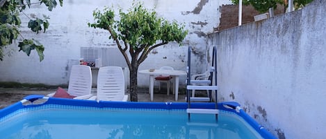 Slaapzaal, 1 slaapkamer, roken, terras | Zwembad