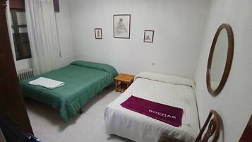 1 bedroom, soundproofing