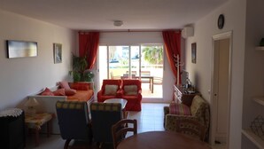 Unclassified image, 3 of 28, button - Beautiful 2 Bedroom, 2 Bathroom Apartment (Roquetas de Mar)