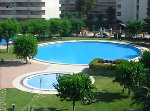 Apartment, 1 Bedroom, Accessible, Smoking | Pool | Outdoor pool