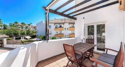 Family Beach Apartment With Pool