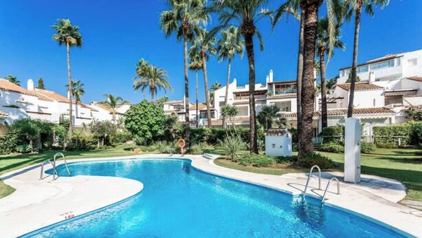 Unclassified image, 1 of 17, button - Family Beach Apartment With Pool (Marbella)