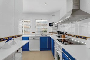 Huoneisto, 3 makuuhuonetta, esteetön, patio | Sisätilat