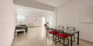 Leilighet, 1 soverom, terrasse, byutsikt | Oppholdsrom
